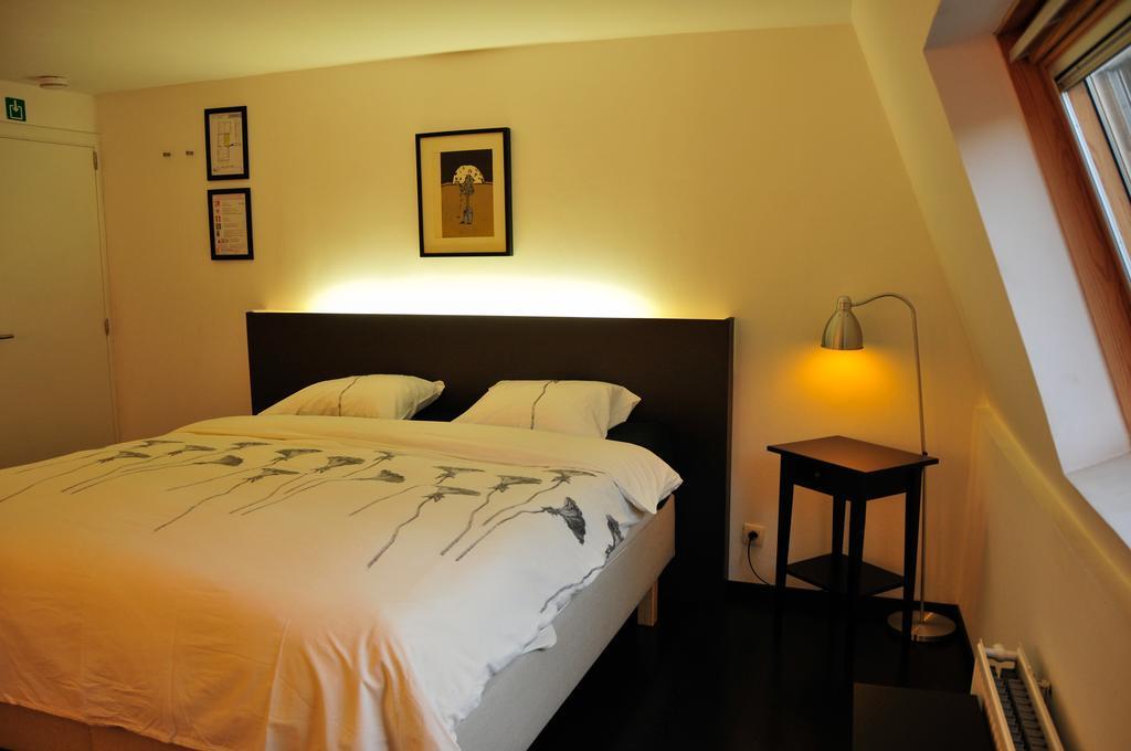 Bed and Breakfast Logies Zen Aan Zee Ostende Pokoj fotografie